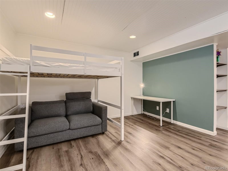 5300 E Cherry Creek Dr S #1403, Denver, CO 80246