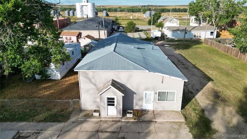 623 2nd Ave, Deer Trail, CO 80105