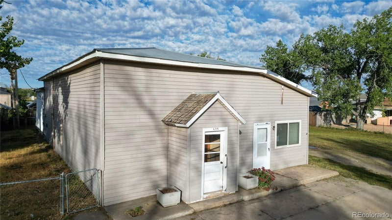 623 2nd Ave, Deer Trail, CO 80105