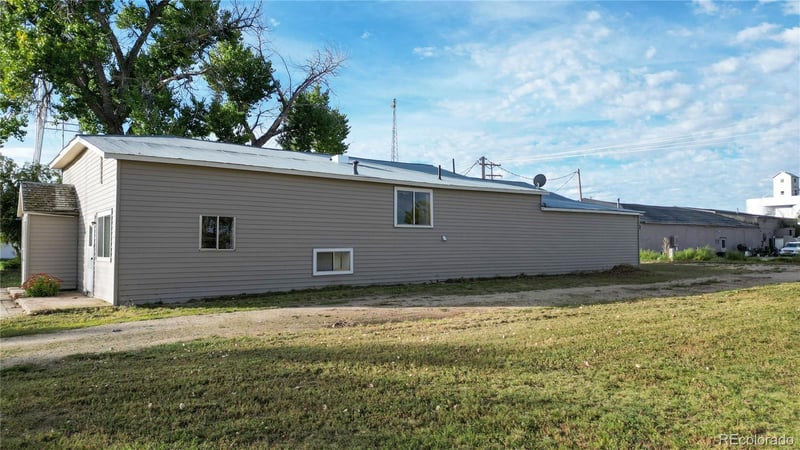 623 2nd Ave, Deer Trail, CO 80105