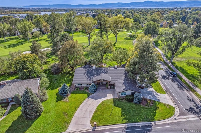 18 Fairway Ln, Littleton, CO 80123