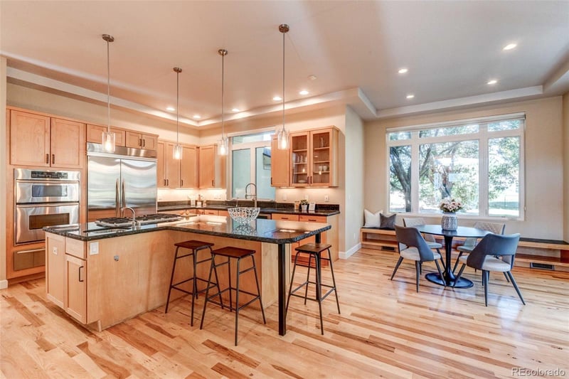 21 Blue Heron Dr, Thornton, CO 80241