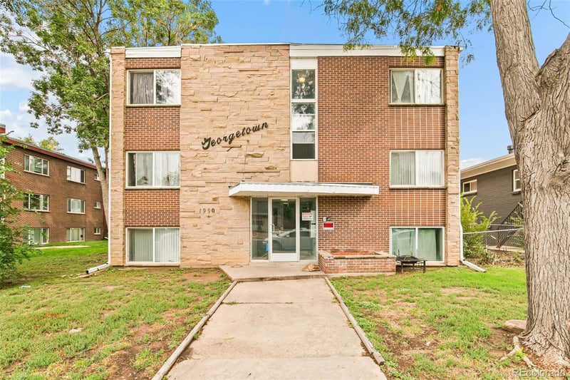 1990 Beeler St, Aurora, CO 80010
