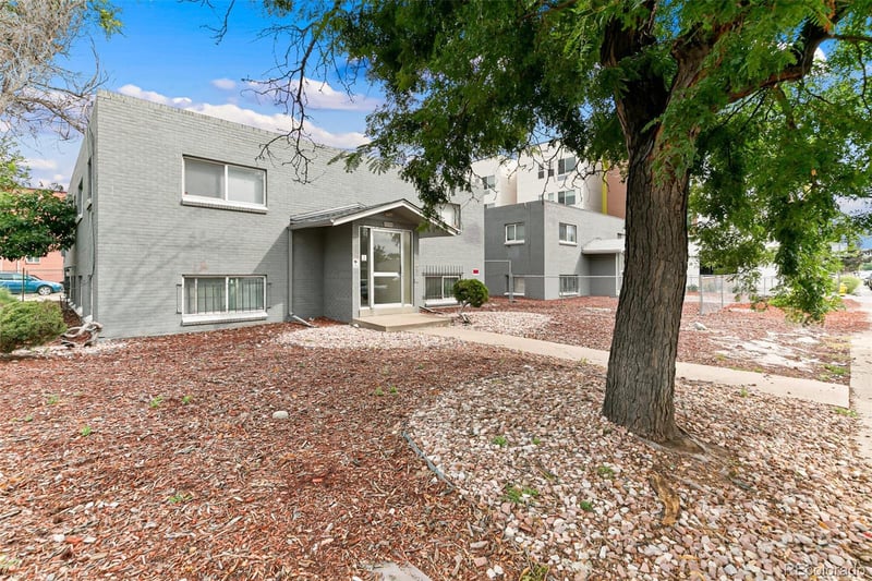 1734 Paris St, Aurora, CO 80010