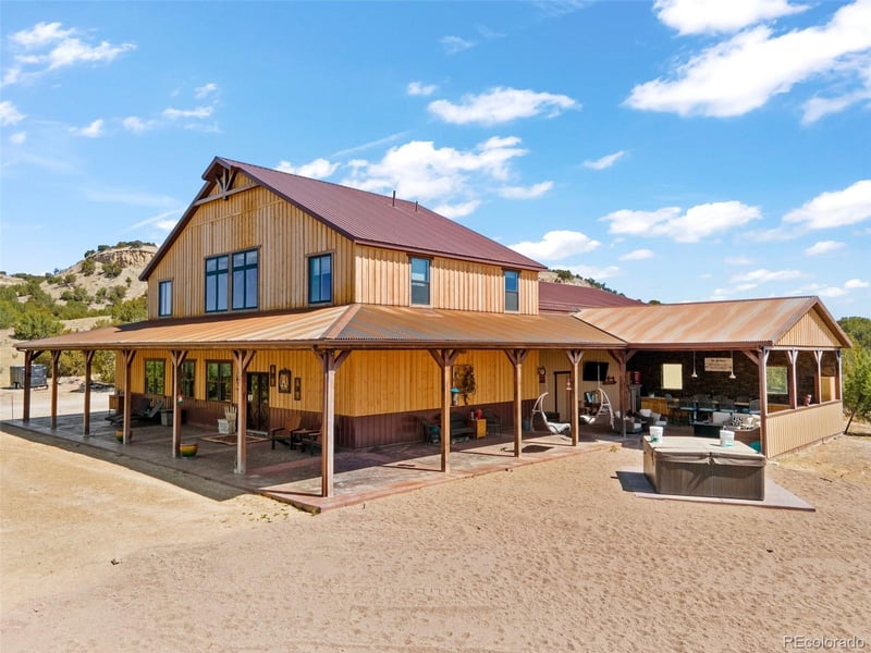 2280 Bronquist Rd, Pueblo, CO 81005