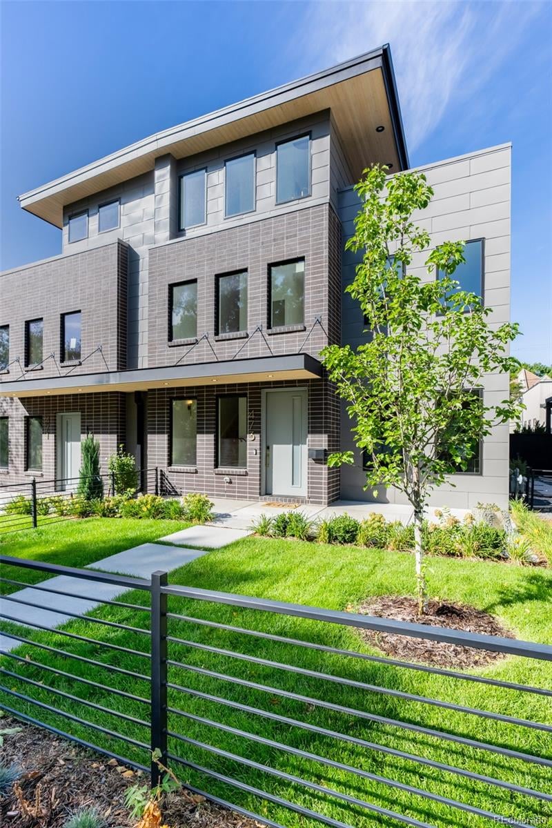 473 Clayton St, Denver, CO 80206