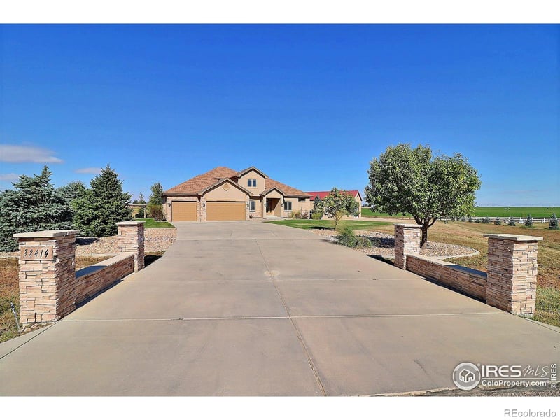 32414 Sunshine Ln, Greeley, CO 80631