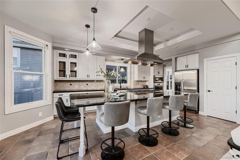 8921 Kittiwake St, Littleton, CO 80126