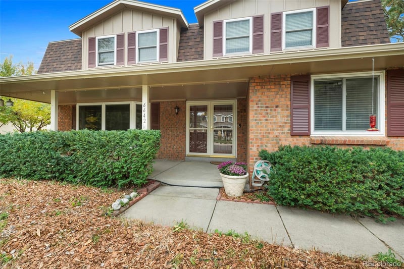 6642 E Peakview Pl, Centennial, CO 80111