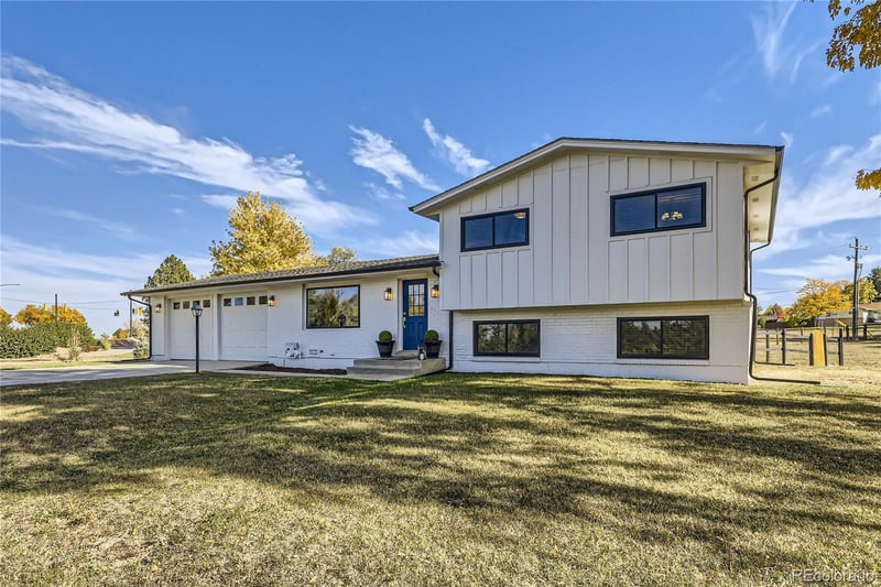 8868 Niwot Rd, Niwot, CO 80503