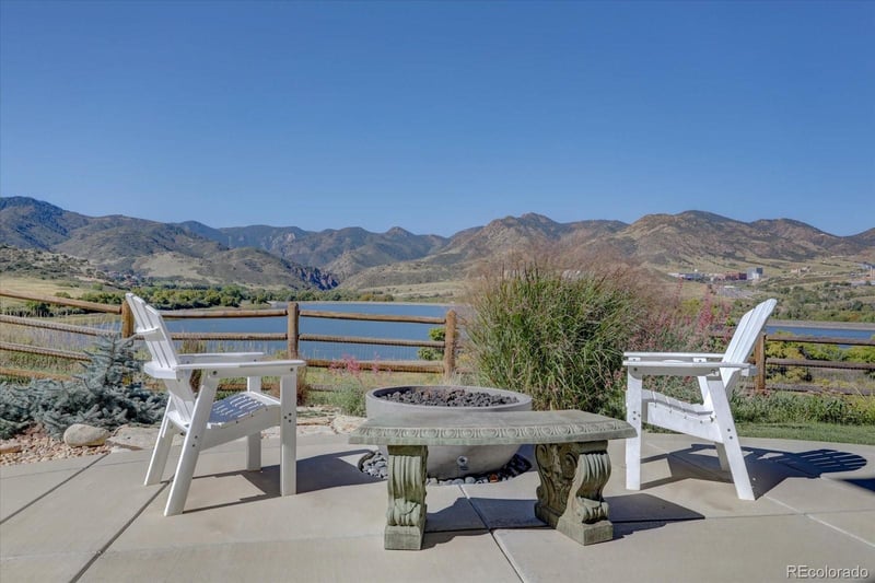8805 Hunters Hill Ln, Littleton, CO 80125