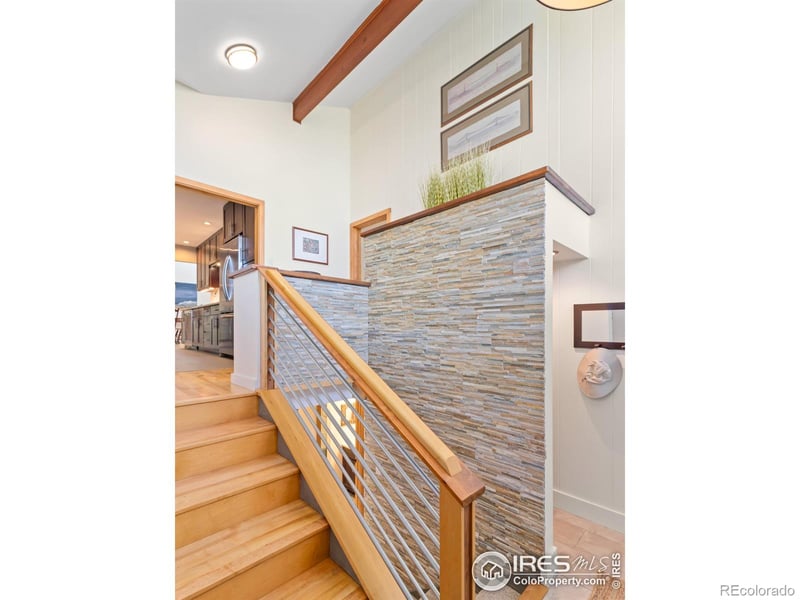 320 Crestridge Ln, Longmont, CO 80501