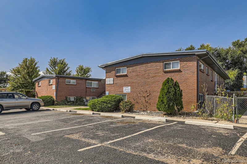 2561 Jellison St, Lakewood, CO 80215