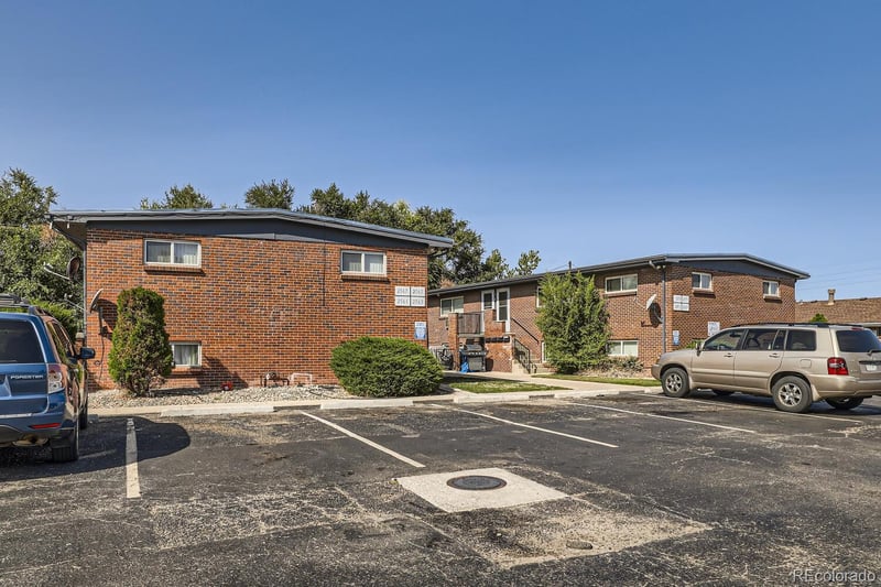 2561 Jellison St, Lakewood, CO 80215