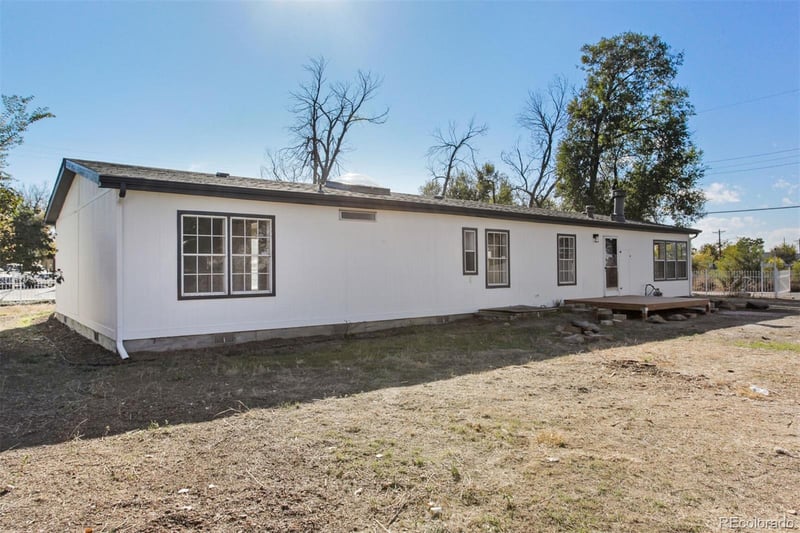 8010 Ivy St, Dupont, CO 80024