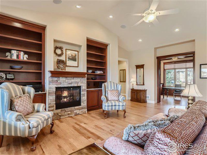 2377 Plumb Pl, Erie, CO 80516