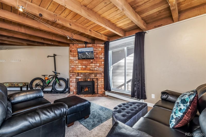 2200 Lodge Pole Cir #205B, Silverthorne, CO 80498
