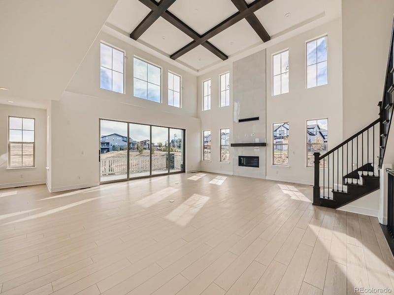 6678 White Crow Ct, Aurora, CO 80016
