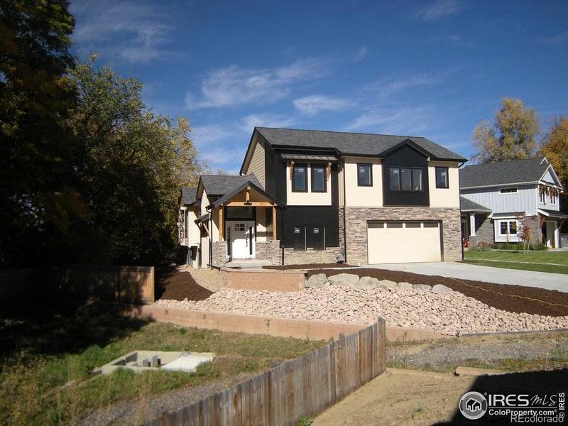 725 Longs Peak Ln, Longmont, CO 80501