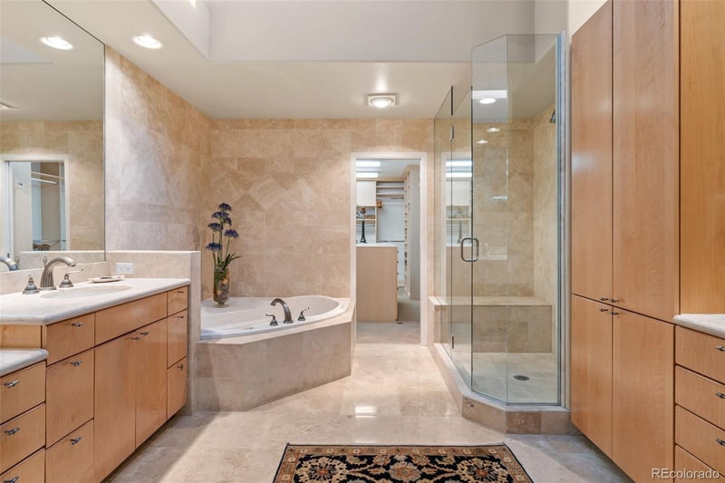 350 Cook St, Denver, CO 80206