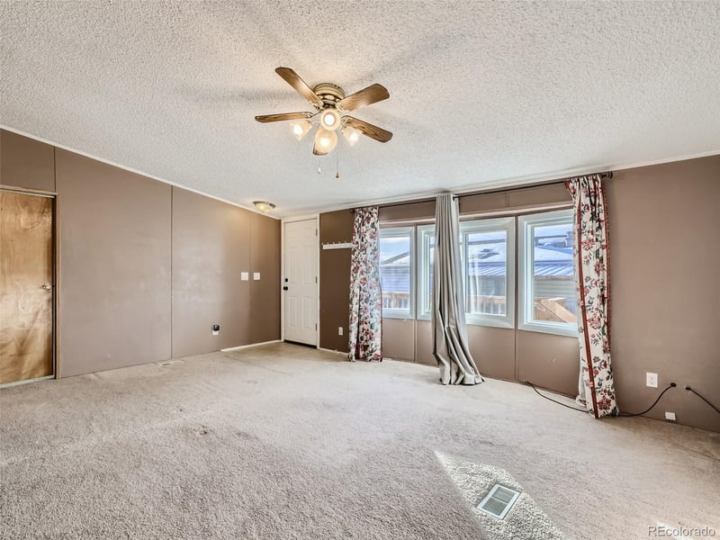 103 Jackson Dr, Firestone, CO 80520