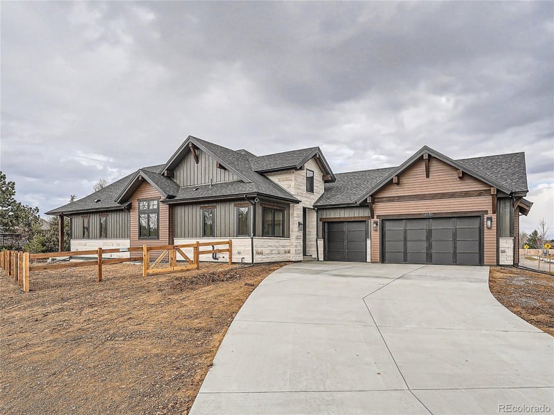14560 N Navajo Ct, Broomfield, CO 80023
