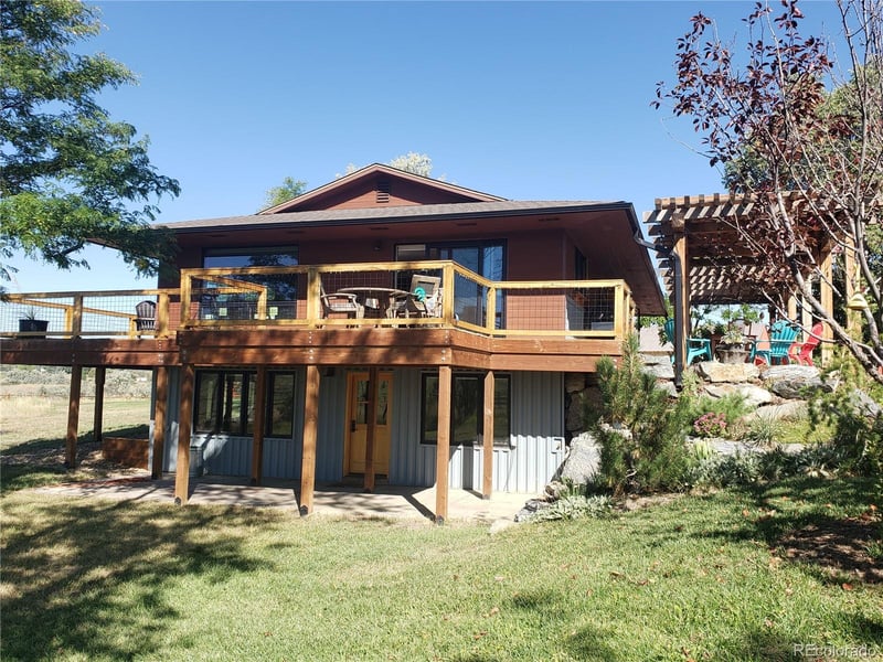 15665 E County Line Rd, Berthoud, CO 80513