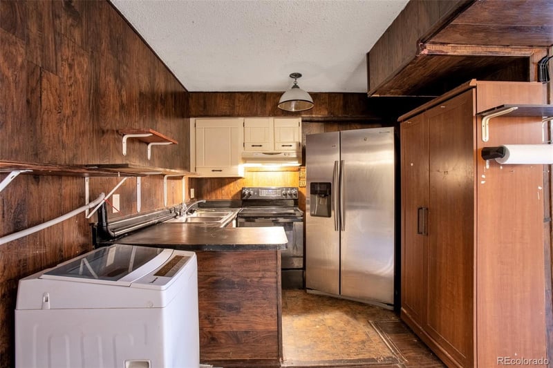 5300 E Cherry Creek South Dr #913, Denver, CO 80246