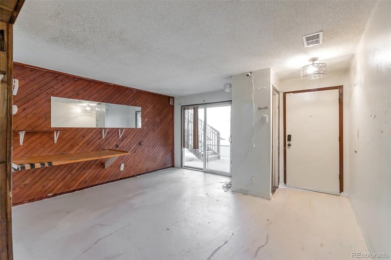 5300 E Cherry Creek South Dr #913, Denver, CO 80246