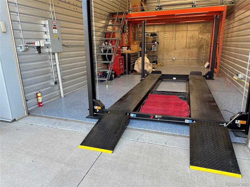 13303 E Adam Aircraft Cir #B8, Englewood, CO 80112