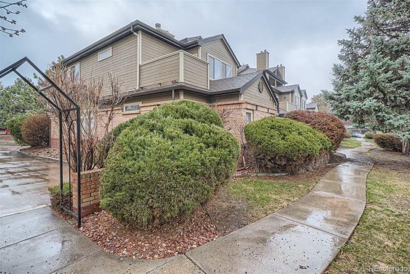 6001 S Yosemite St #H301, Greenwood Village, CO 80111