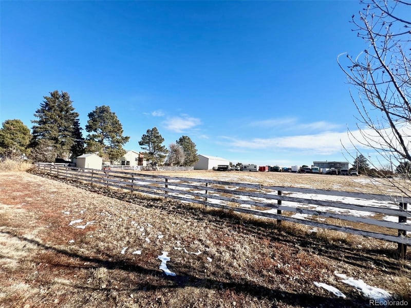 1000 Richfield St, Aurora, CO 80011