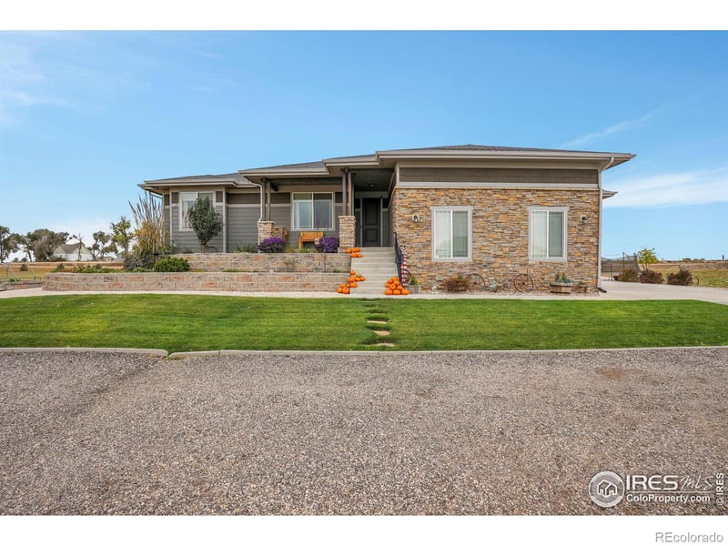 32412 Sunshine Ln, Greeley, CO 80631
