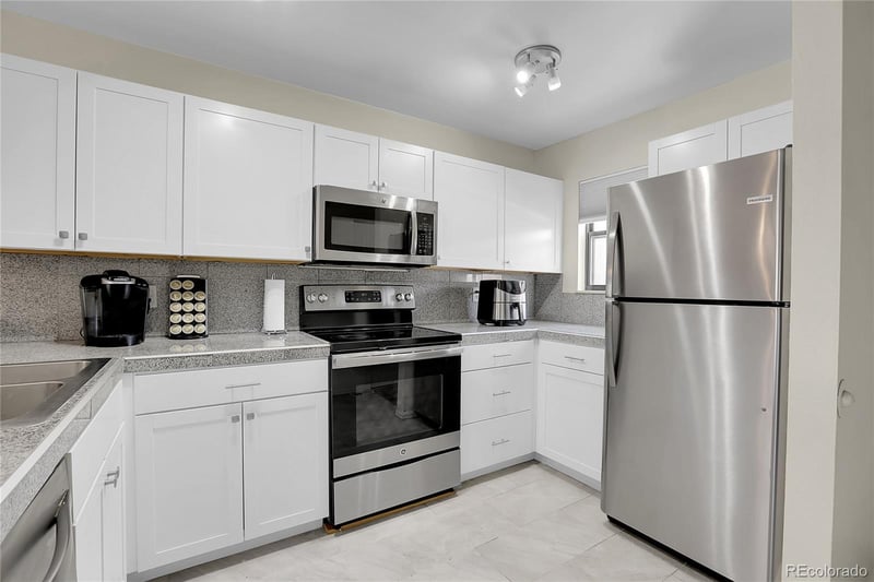 3556 S Depew St #12, Lakewood, CO 80235