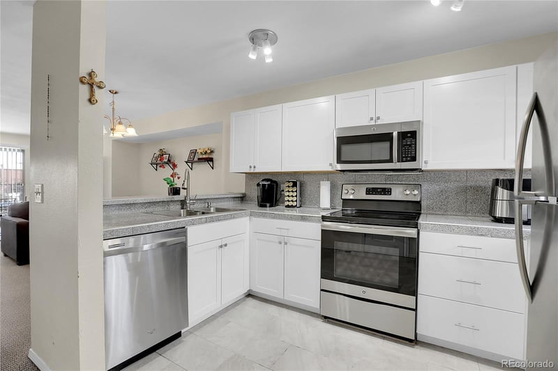 3556 S Depew St #12, Lakewood, CO 80235