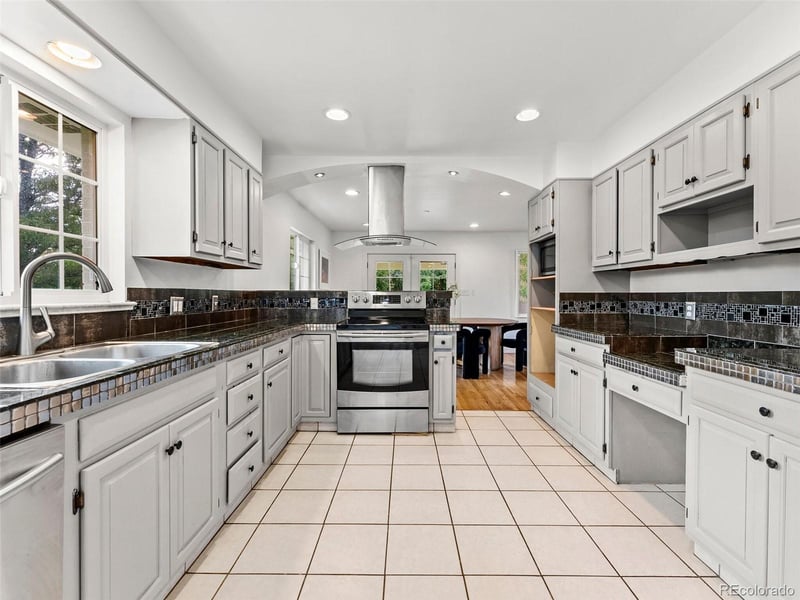 4930 S Clarkson St, Cherry Hills Village, CO 80113
