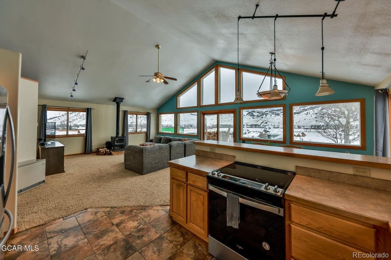 679 E Nevava Ave, Hot Sulphur Springs, CO 80451