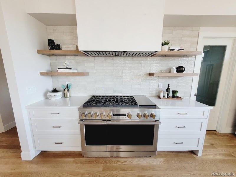 6812 Carr St, Arvada, CO 80004