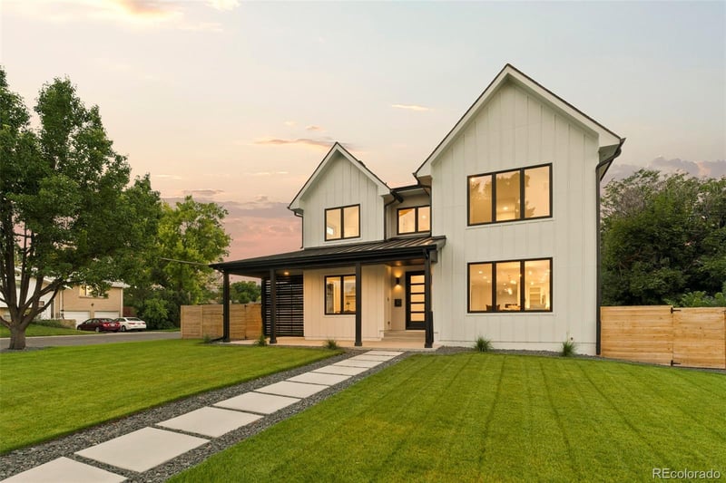 3295 S Dahlia St, Denver, CO 80222