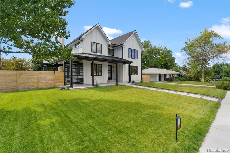 3295 S Dahlia St, Denver, CO 80222