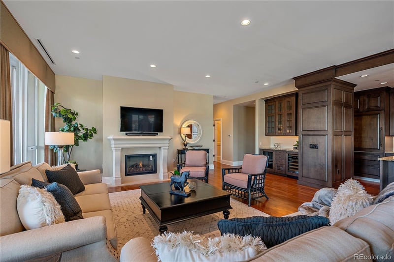 100 Detroit St #404, Denver, CO 80206