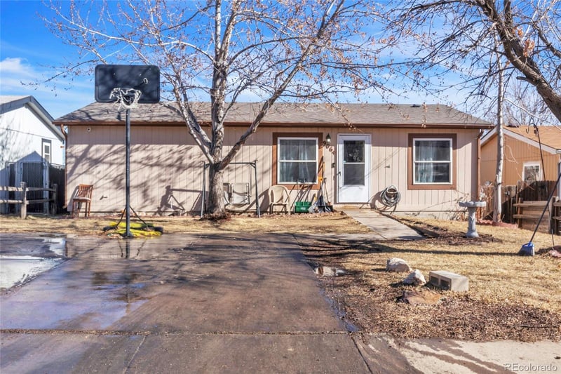 9064 Fontaine St, Federal Heights, CO 80260