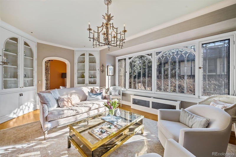 825 Vine St, Denver, CO 80206