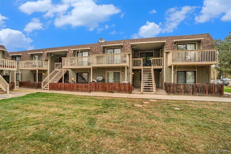 806 Stone Mountain Dr #202, Windsor, CO 80550