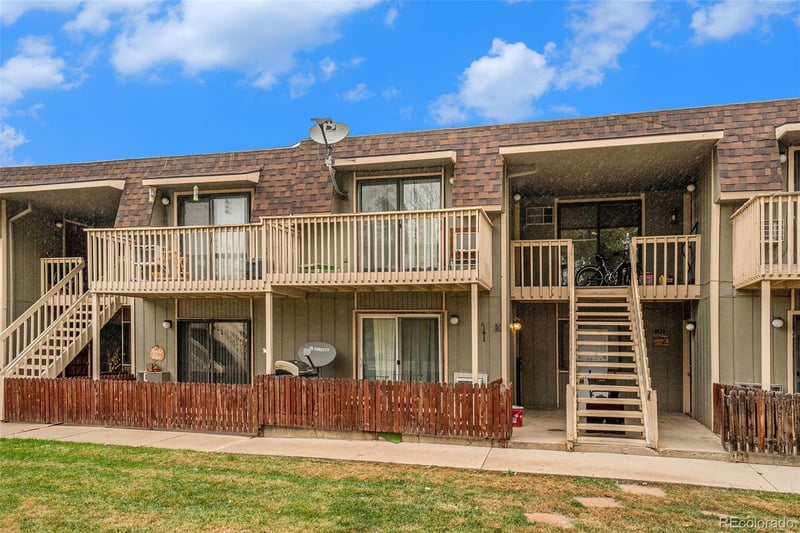 806 Stone Mountain Dr #202, Windsor, CO 80550