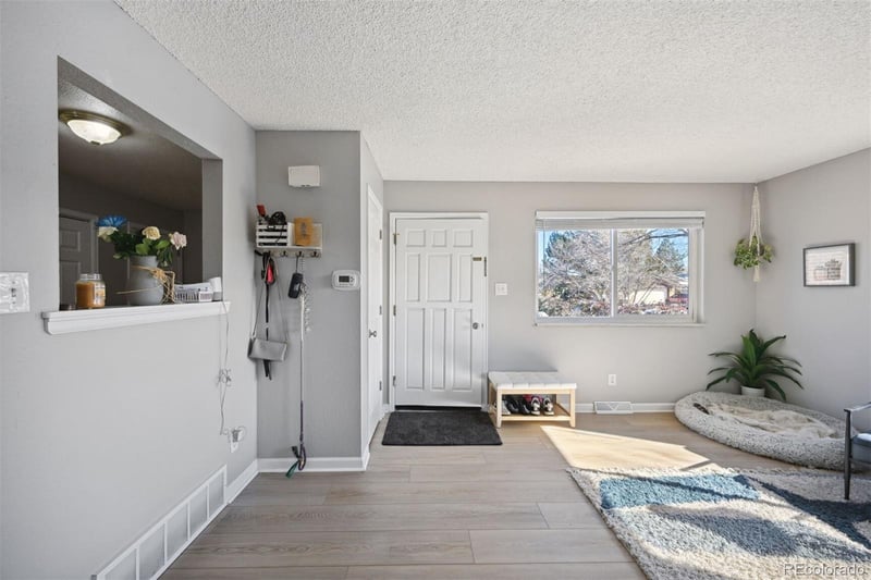 9561 Vance Ct, Westminster, CO 80021
