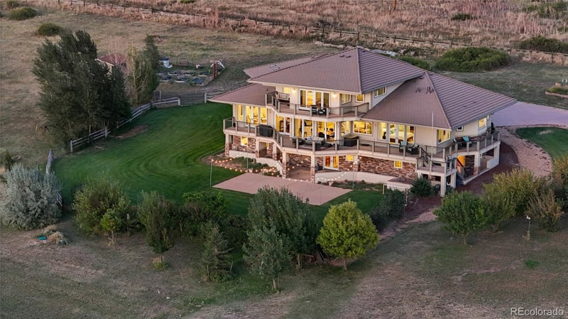 6959 E Spur Ln, Parker, CO 80138