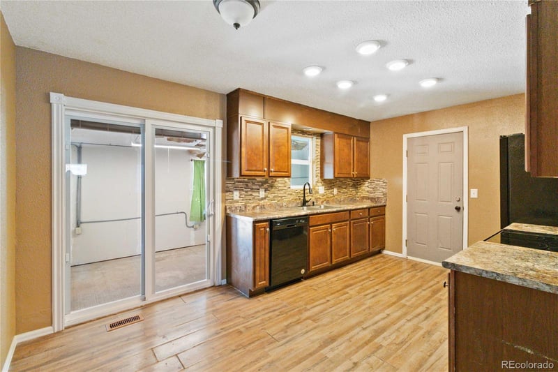 4512 S Gar Way, Denver, CO 80123