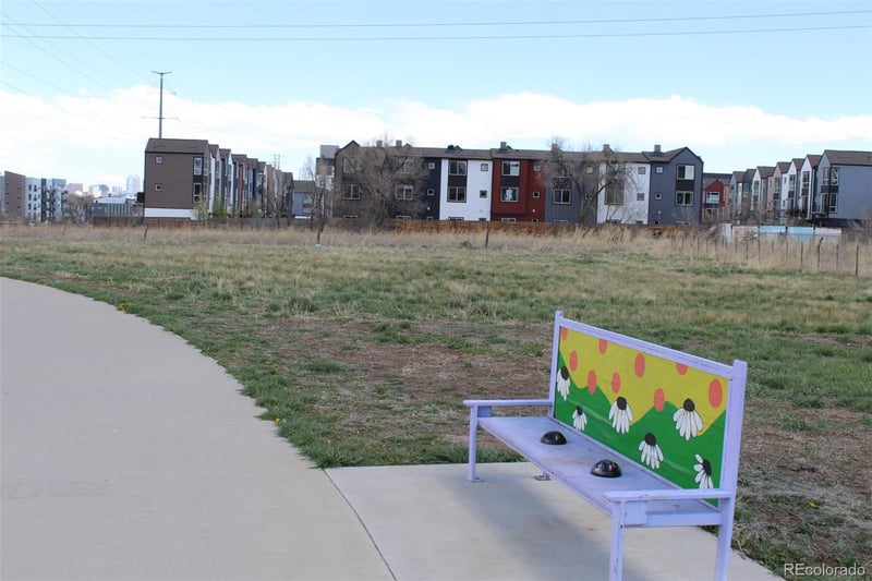 5701 10th Ave, Lakewood, CO 80214