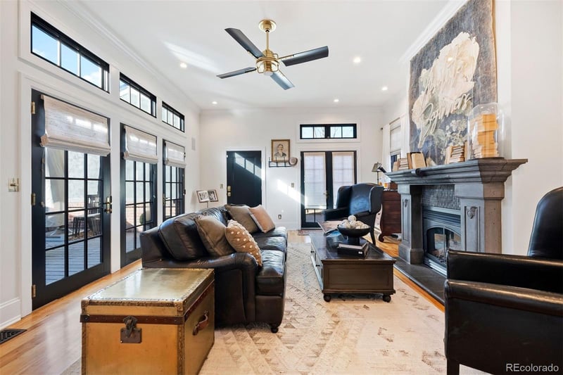 157 Bellaire St, Denver, CO 80220